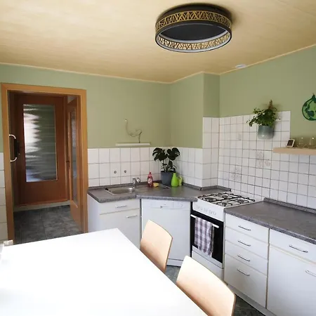 „gruene Hoehle“ In Schwerin בית נופש שוורין